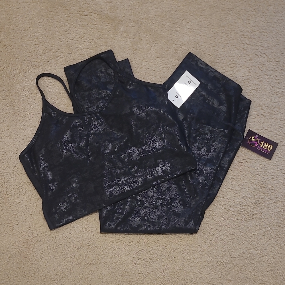 Stylish Leggings and Sport Bra Set